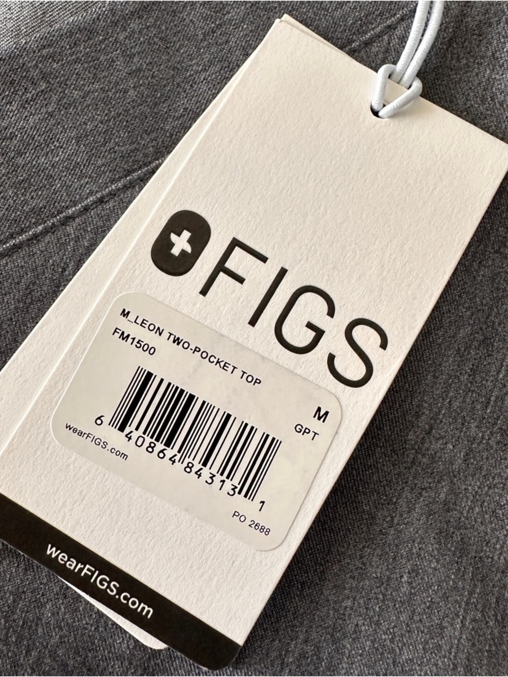 FIGS Leon Two Pocket Top Medical Scrubs in Graphite NWT Sz. M Men’s - Picture 9 of 10